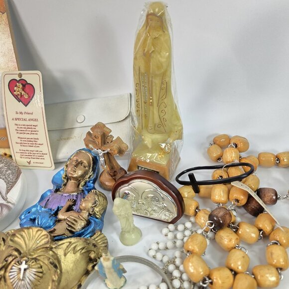 Huge Lot Of Religious Items Catholic Rosaries Medals Water Font and More - Picture 3 of 9